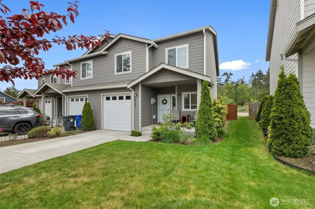 1927 SW Cooper Way Oak Harbor WA 98277