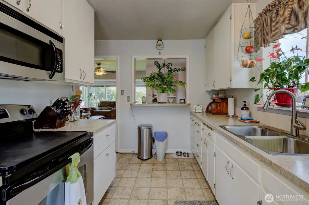 2901 Sunset Highway East Wenatchee WA 98802