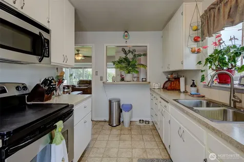 2901 Sunset Highway East Wenatchee WA 98802