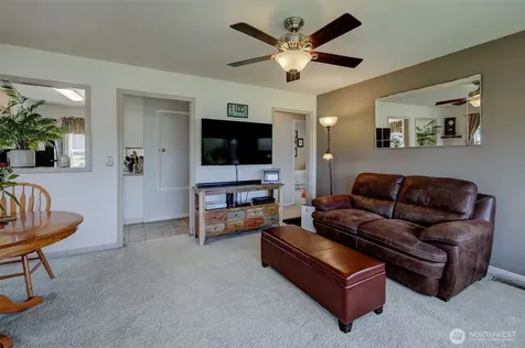 2901 Sunset Highway East Wenatchee WA 98802