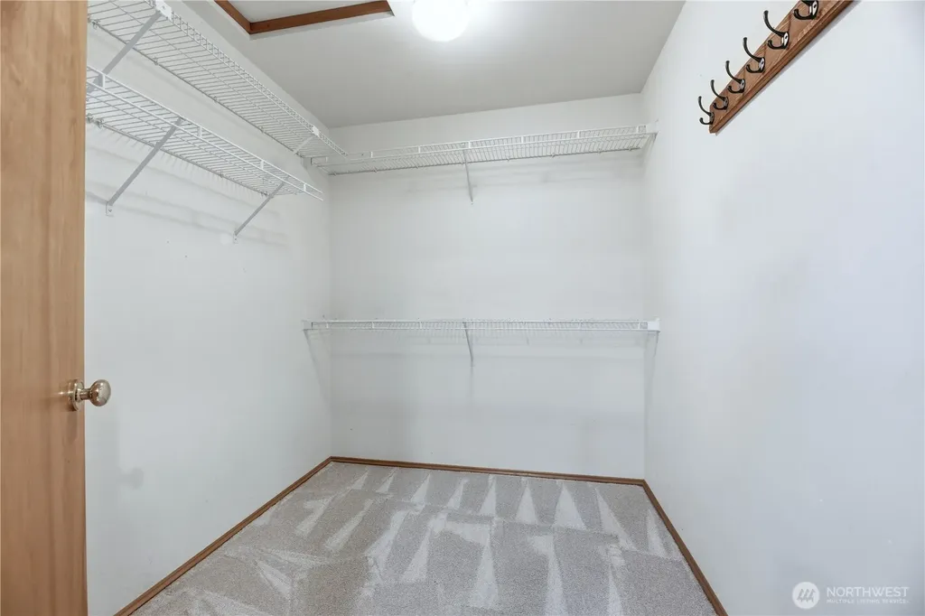 29516 55th Avenue S Auburn WA 98001