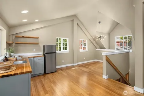 12704 217th Street SE Snohomish WA 98296