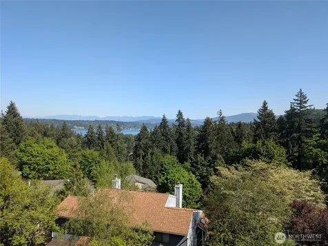 3416 161st Court SE Bellevue WA 98008