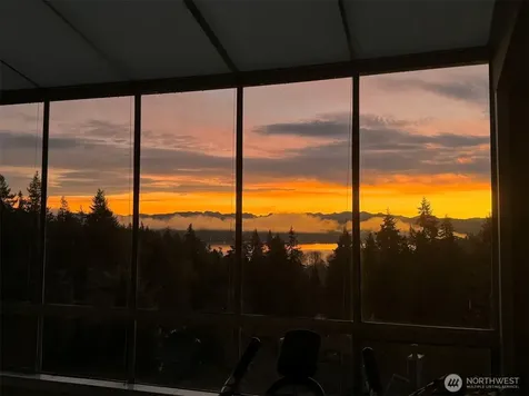 3416 161st Court SE Bellevue WA 98008