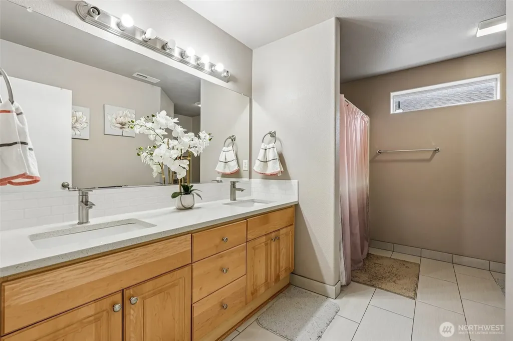 8903 NE 41st Avenue Vancouver WA 98665