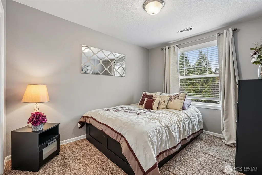 8903 NE 41st Avenue Vancouver WA 98665