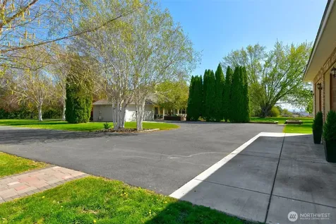 621 Friedline Road Yakima WA 98908