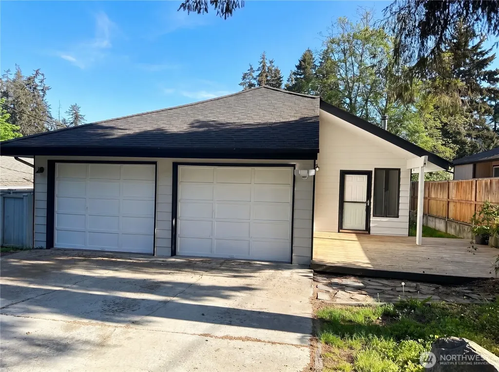 515 Thistle Street Port Angeles WA 98362