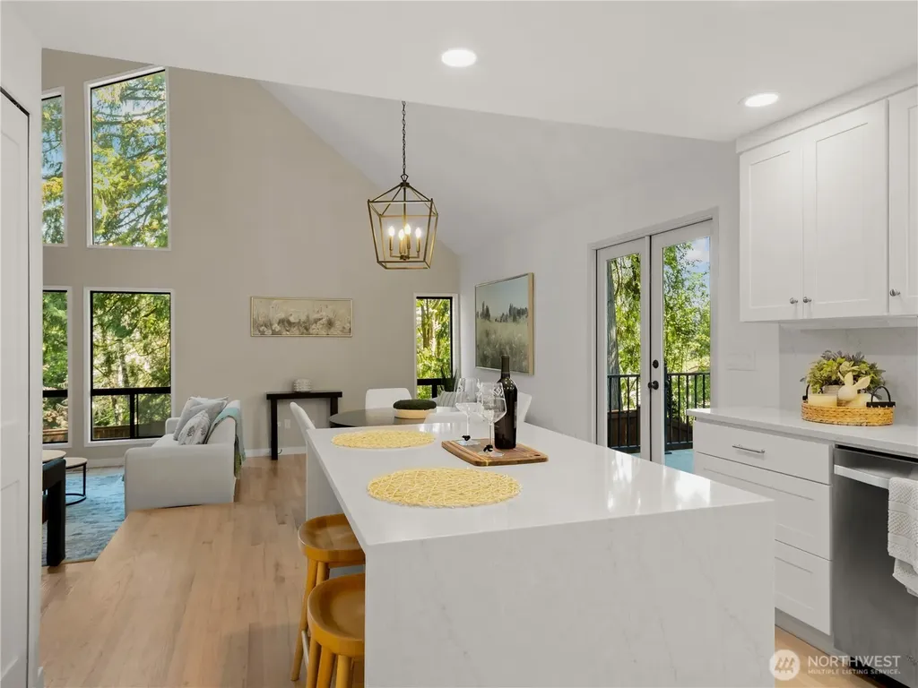 22713 NE 12th Place Sammamish WA 98074