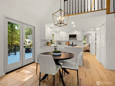 22713 NE 12th Place Sammamish WA 98074