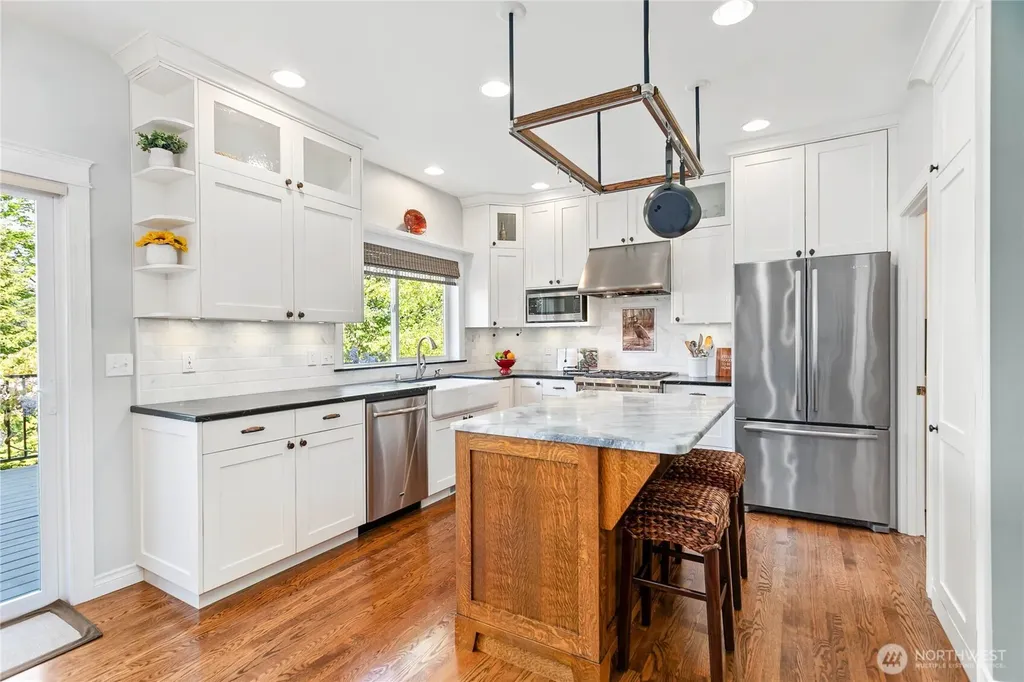 1410 Langara Circle Bellingham WA 98229