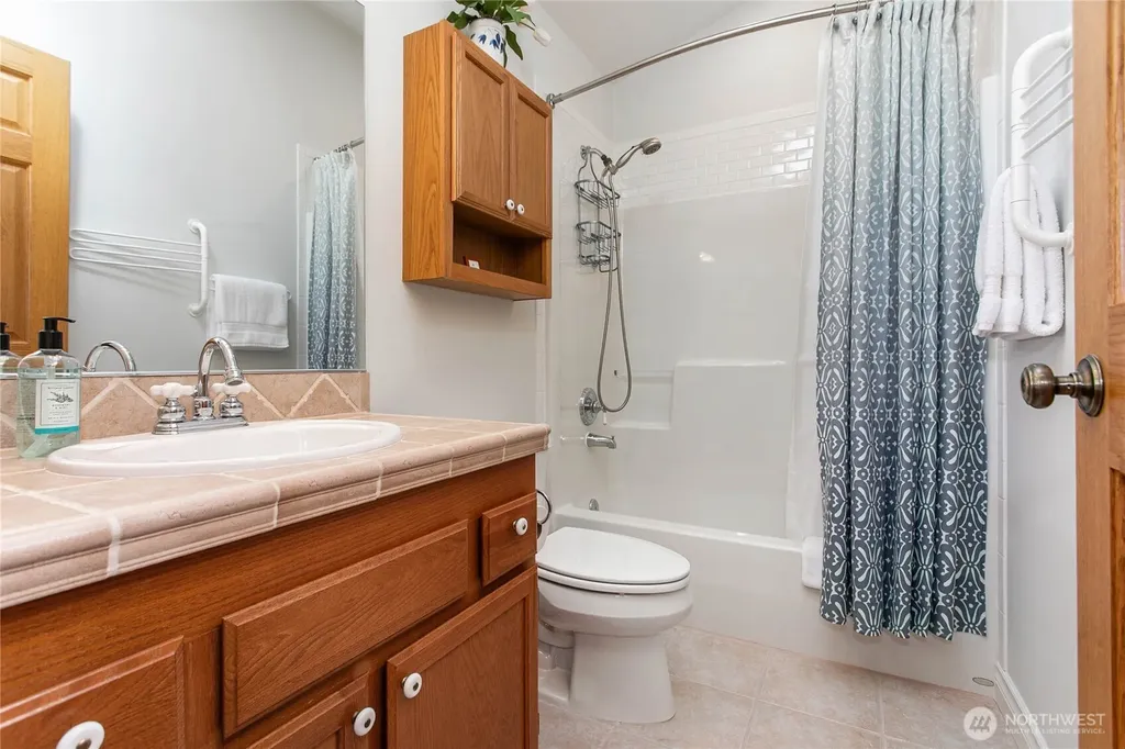 1410 Langara Circle Bellingham WA 98229