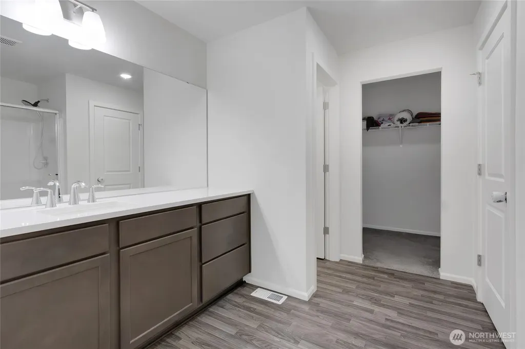 1243 92nd Way SE Olympia WA 98501