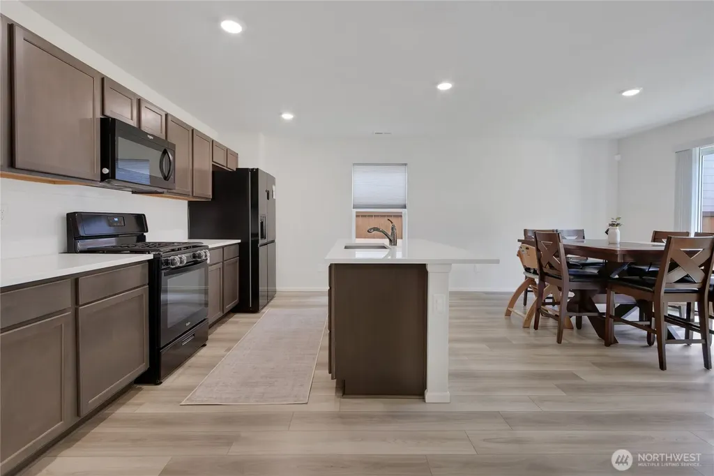 1243 92nd Way SE Olympia WA 98501