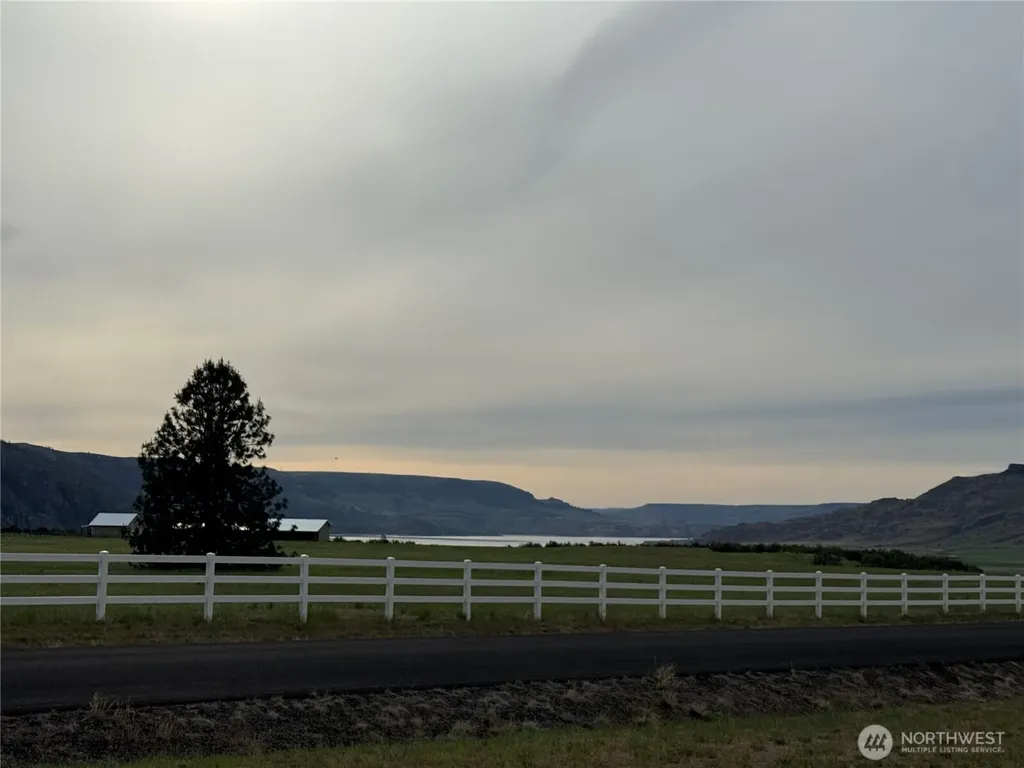44110 Covey Lane N Wilbur WA 99185