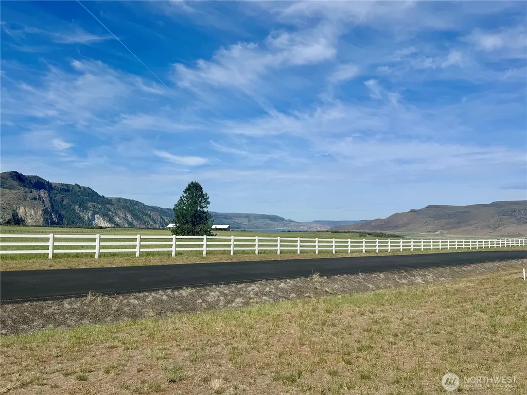 44110 Covey Lane N Wilbur WA 99185
