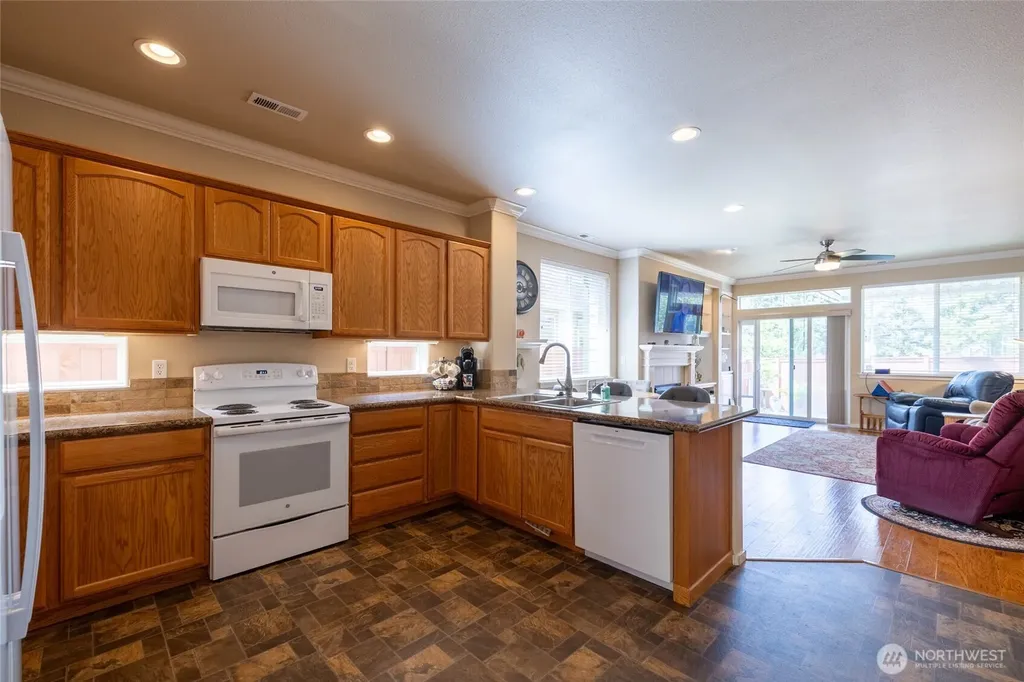 8304 Vashon Drive NE Lacey WA 98516