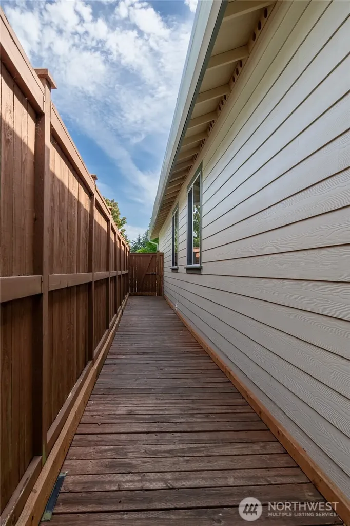 8304 Vashon Drive NE Lacey WA 98516