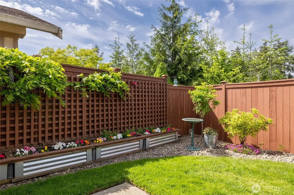 8304 Vashon Drive NE Lacey WA 98516