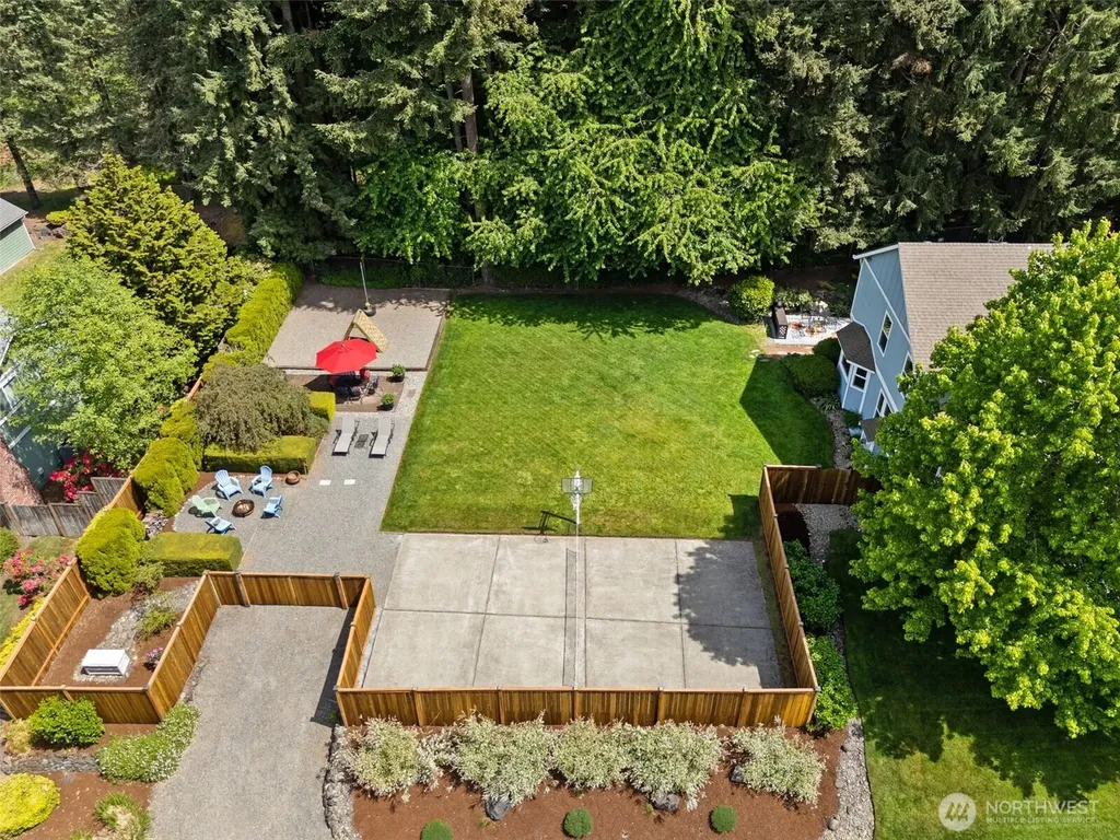 13715 110th Avenue Ct E Puyallup WA 98374