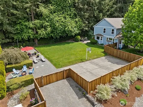 13715 110th Avenue Ct E Puyallup WA 98374