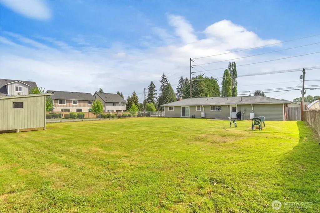 27205 124th Avenue SE Kent WA 98030