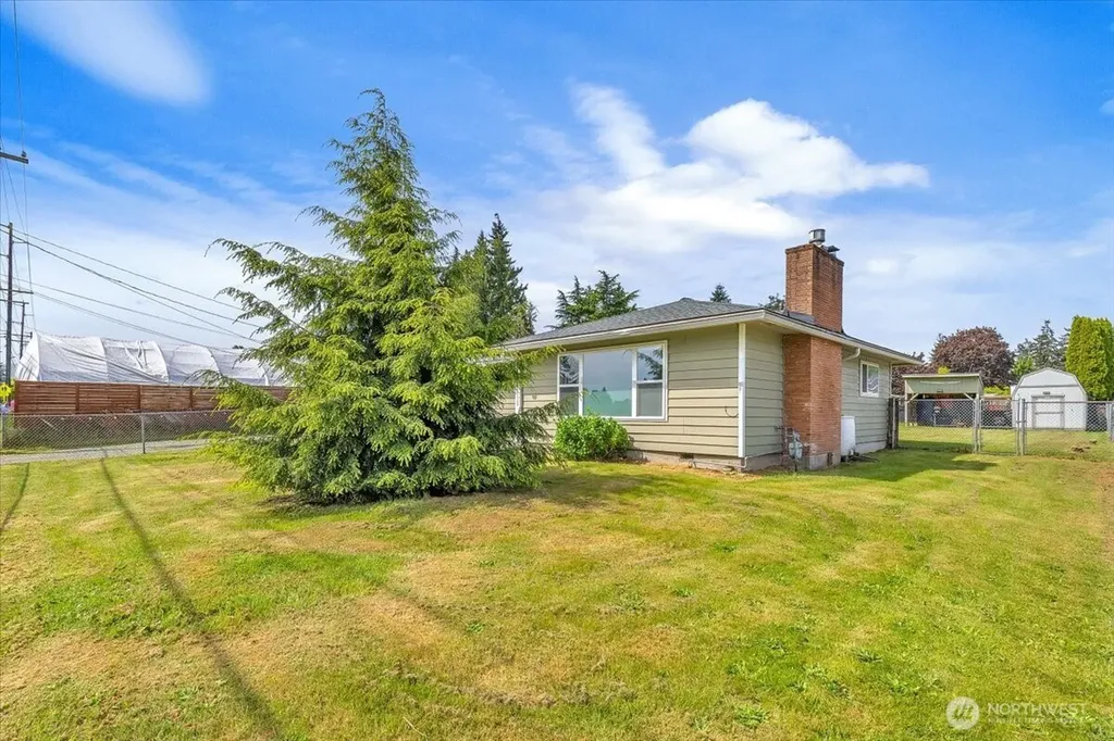 27205 124th Avenue SE Kent WA 98030