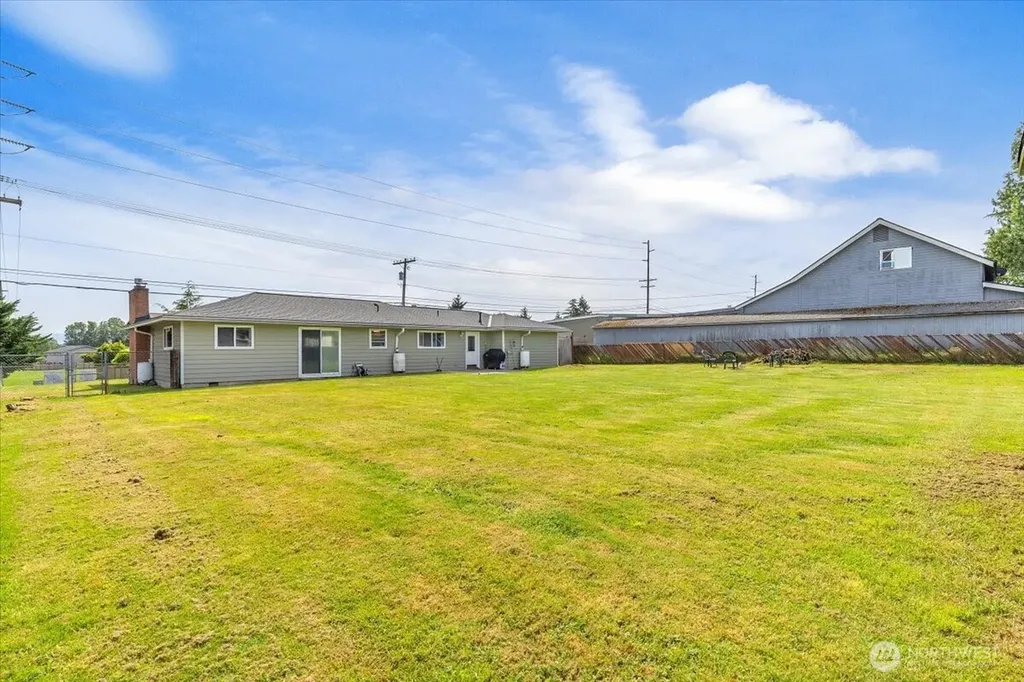 27205 124th Avenue SE Kent WA 98030