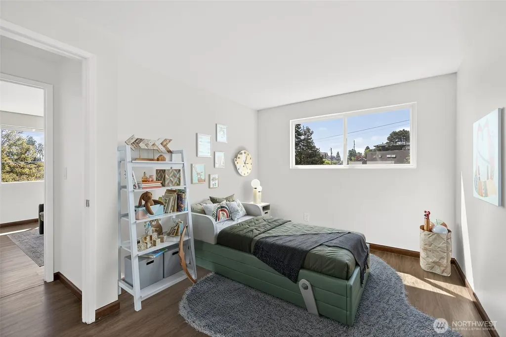 3415 24th Avenue W Seattle WA 98199