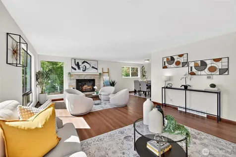 3415 24th Avenue W Seattle WA 98199
