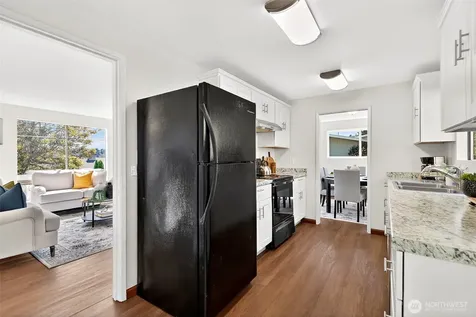3415 24th Avenue W Seattle WA 98199