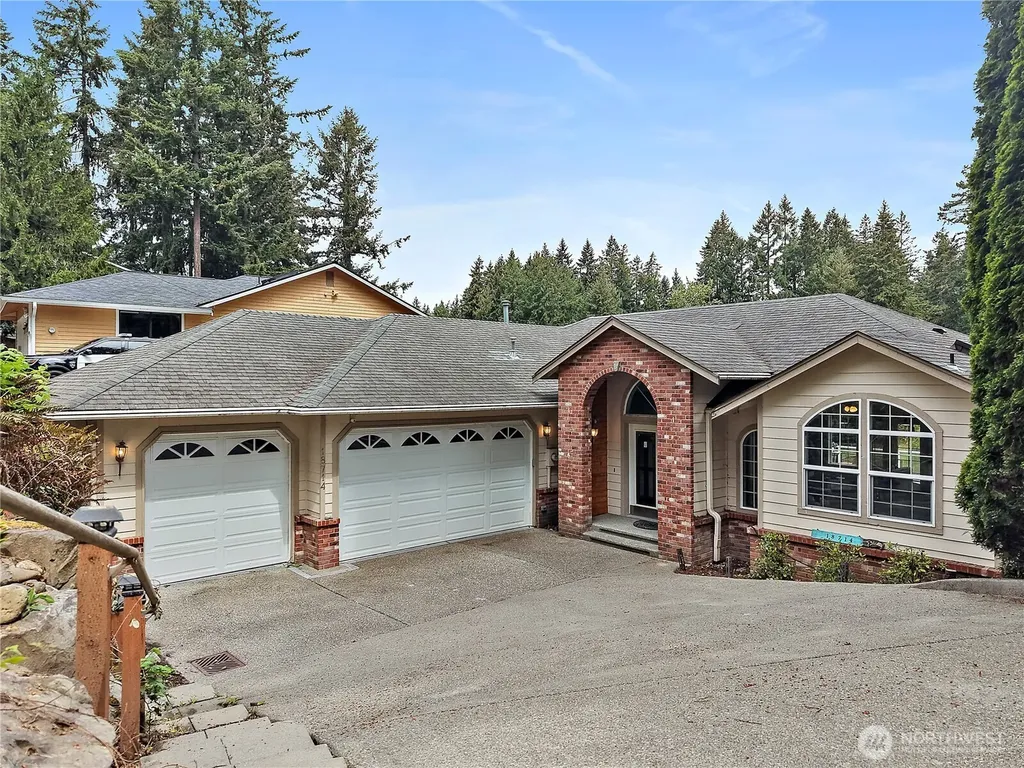 18714 Mcghee Drive E Bonney Lake WA 98391