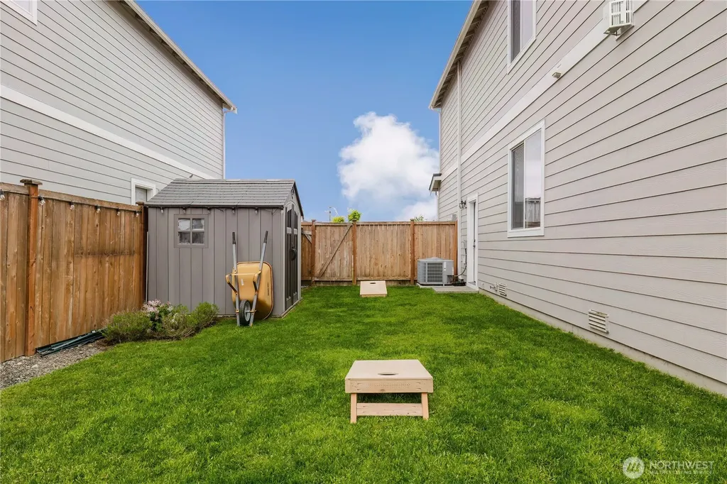 4324 Andasio Loop SE Port Orchard WA 98366