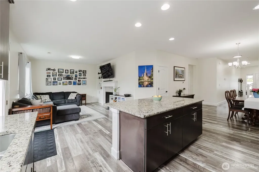 4324 Andasio Loop SE Port Orchard WA 98366