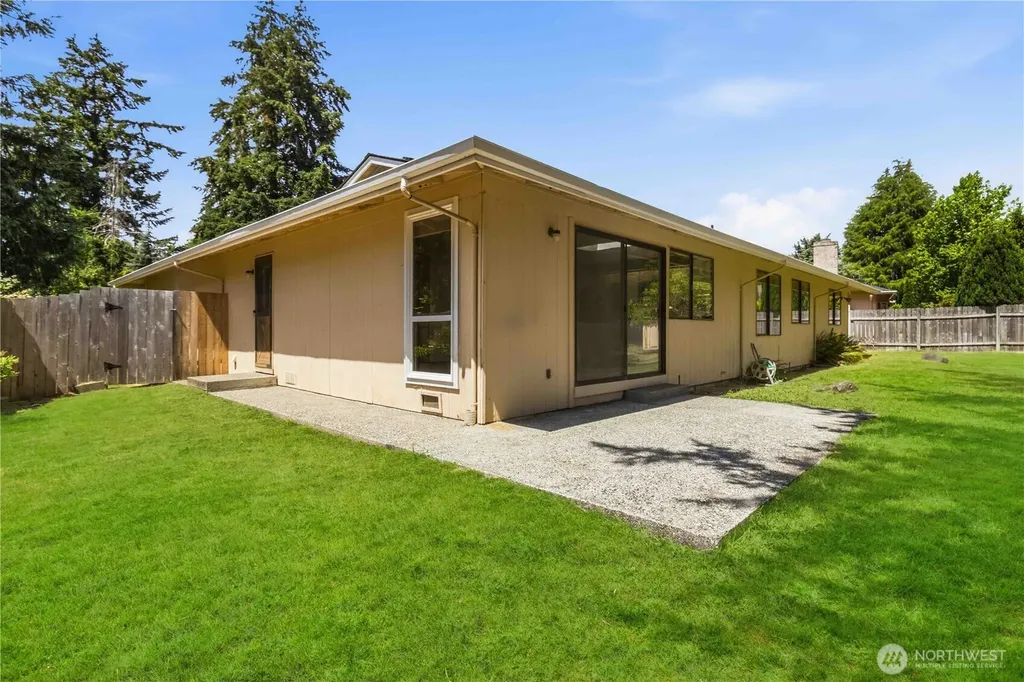 7817 98th Avenue SW Lakewood WA 98498