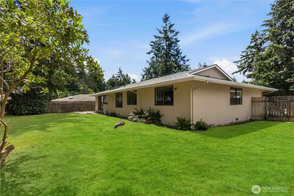 7817 98th Avenue SW Lakewood WA 98498