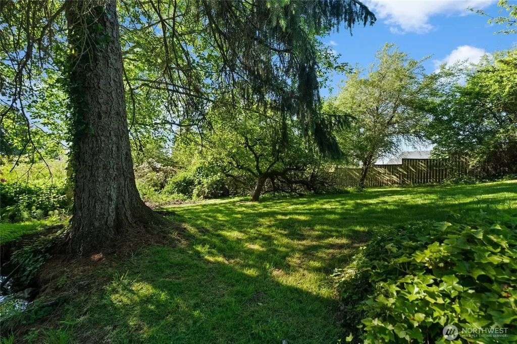 1706 S Sunset Drive Tacoma WA 98465