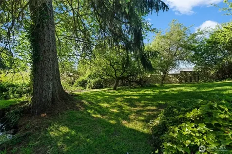 1706 S Sunset Drive Tacoma WA 98465