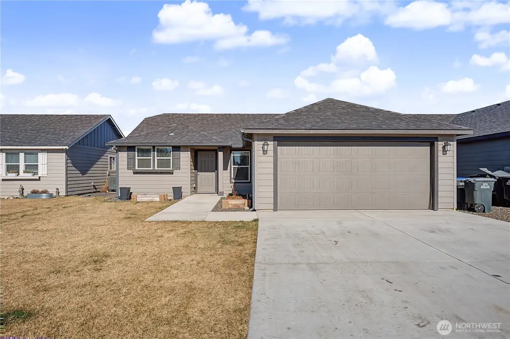 1118 W Sequoia Road Moses Lake WA 98837
