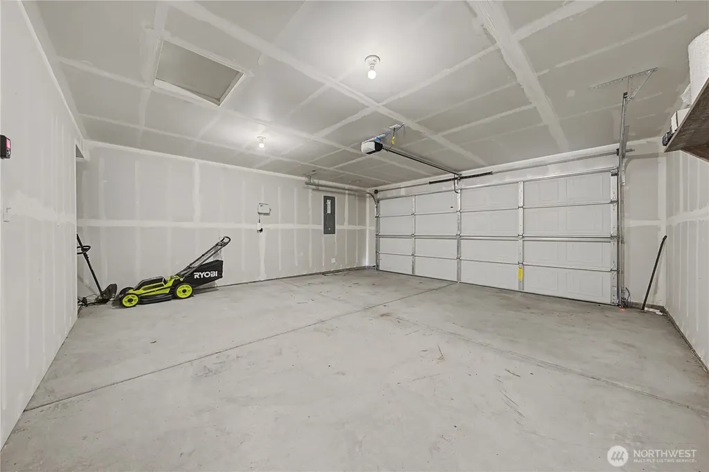 1118 W Sequoia Road Moses Lake WA 98837