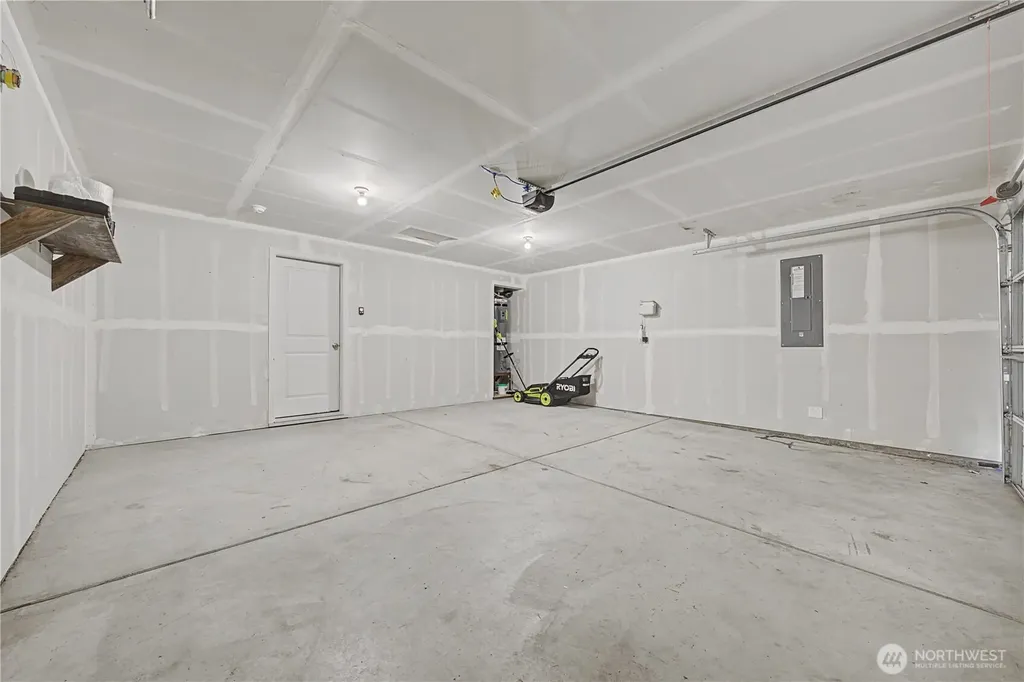 1118 W Sequoia Road Moses Lake WA 98837