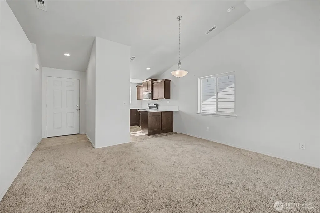1118 W Sequoia Road Moses Lake WA 98837
