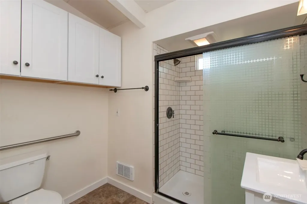 405 W Bell Street Sequim WA 98382