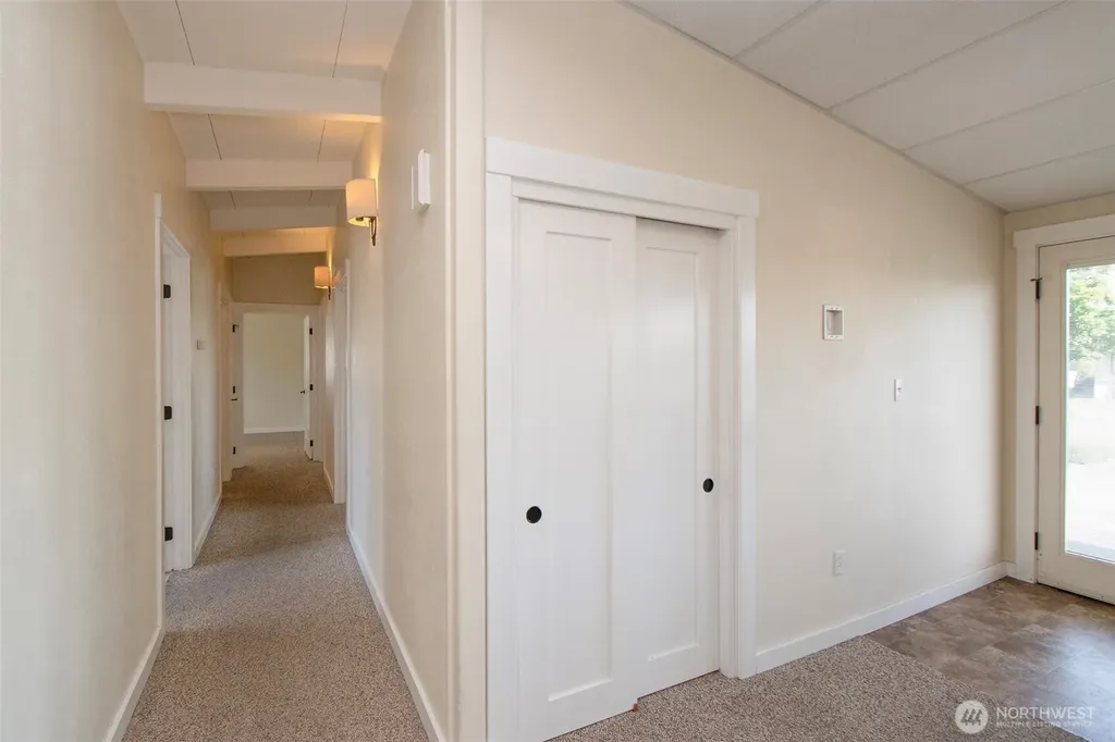 405 W Bell Street Sequim WA 98382