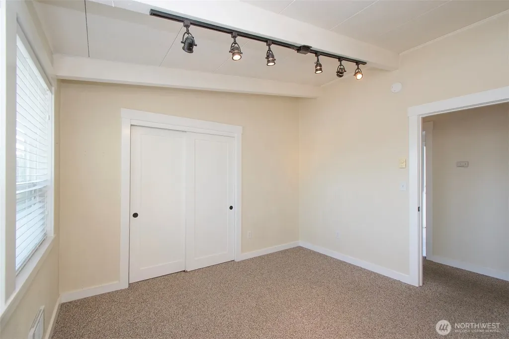 405 W Bell Street Sequim WA 98382