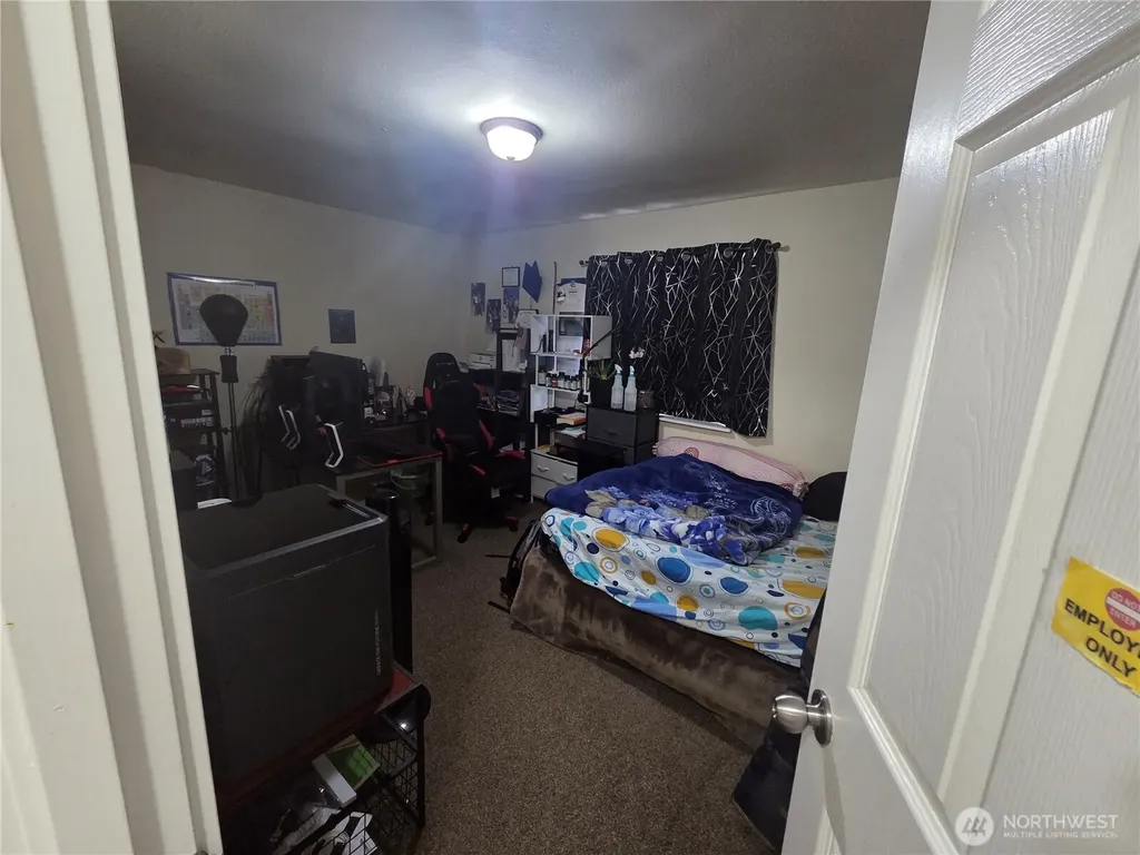 4248 A St. SE Auburn WA 98002