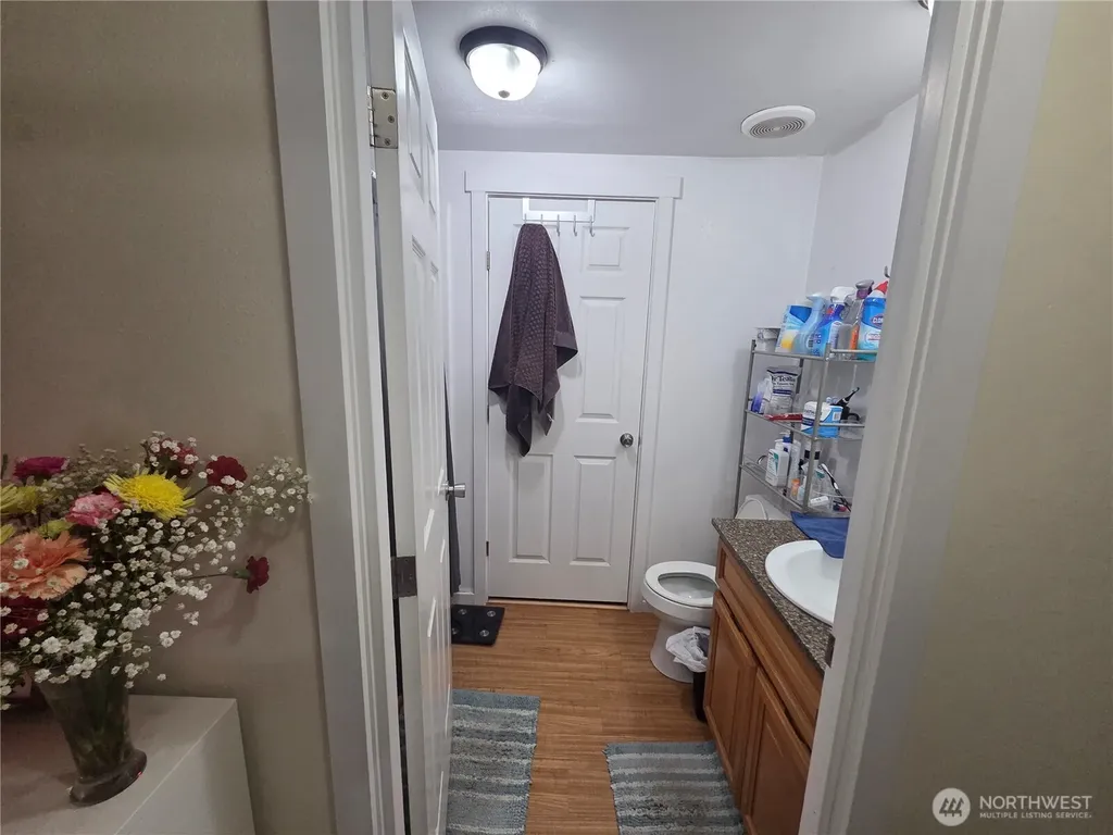4248 A St. SE Auburn WA 98002