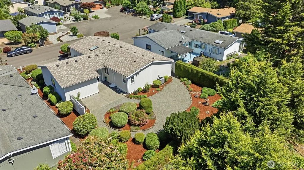 24324 9th Avenue W Bothell WA 98021