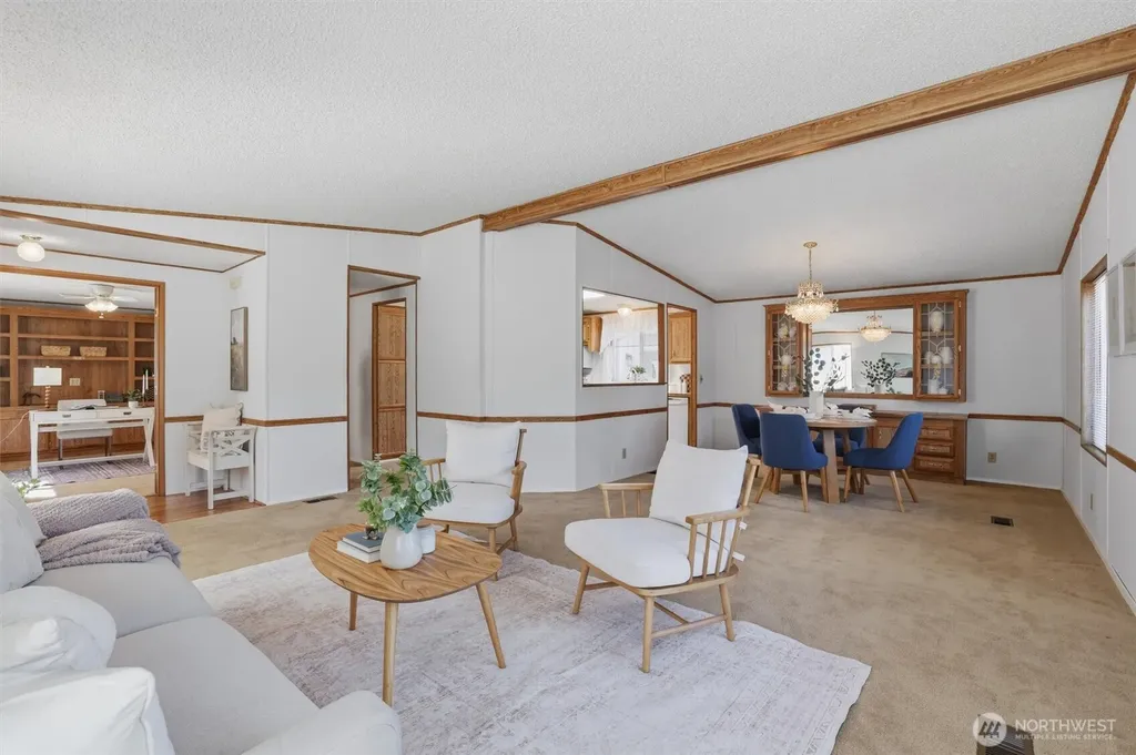 24324 9th Avenue W Bothell WA 98021