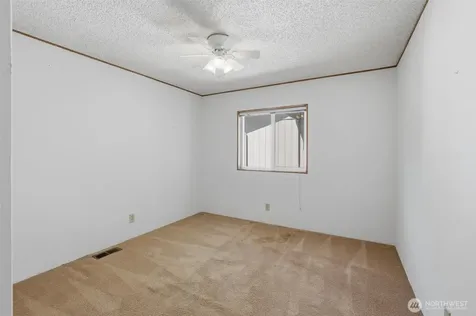 24324 9th Avenue W Bothell WA 98021
